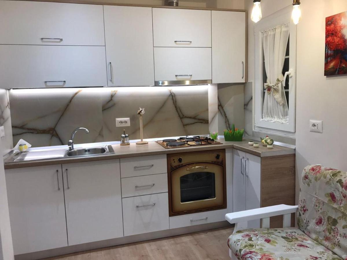 Central Welcoming Apartment In Tirana Extérieur photo