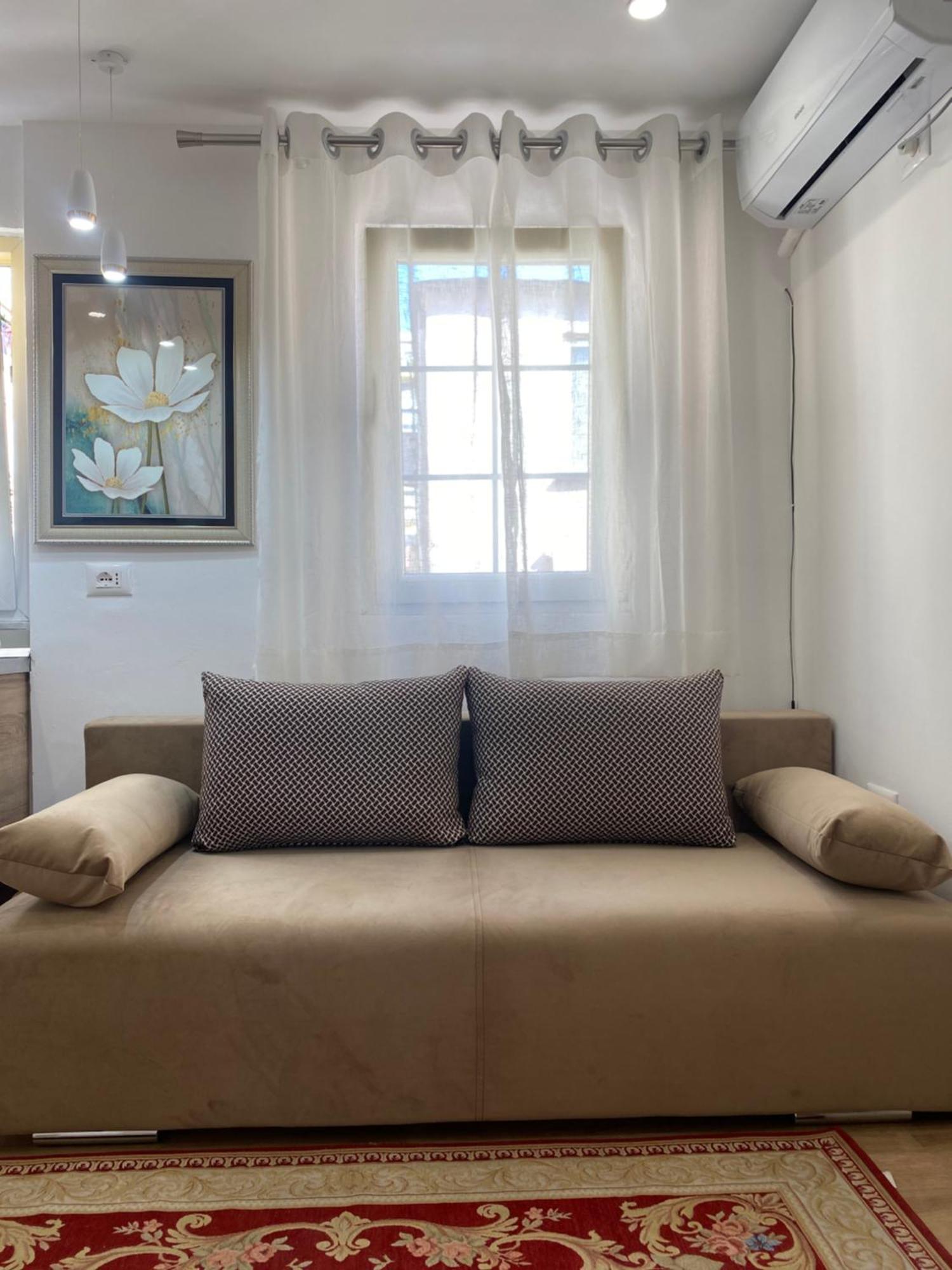 Central Welcoming Apartment In Tirana Extérieur photo